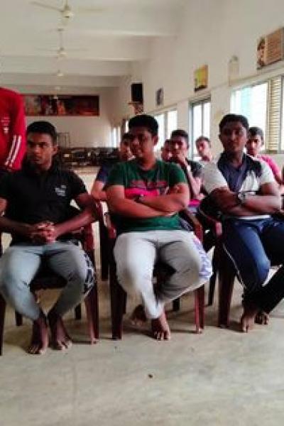 159889923 123228859811889 1193935687564494211 N